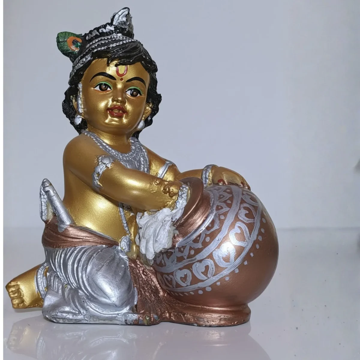 Golden Makhan Chor Idol- Full View